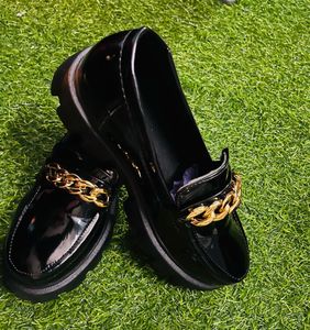 Chain Detail Loafers unused