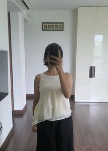 Super Stylish HnM Top!!!