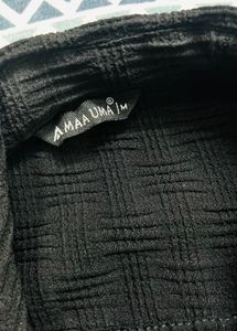 Black Short Sleeve Button-Down Shirt