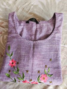 Handloom Embroidered Kurti