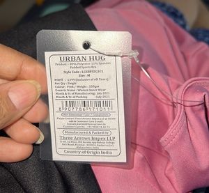 Urban Hug Lightly Padded Sports Bra