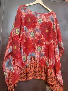 Red🔴 Floral Printed Top For 44 Bust