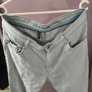 Men Light Wash Denim Jeans