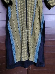 Women Black Cotton Printed Kurti