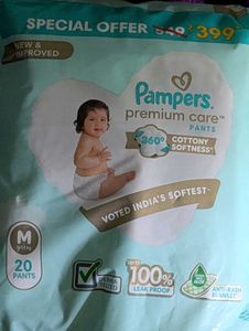 PAMPERS MEDIUM SIZE 7-12KG DIAPER FOR 4 MONTH BABY