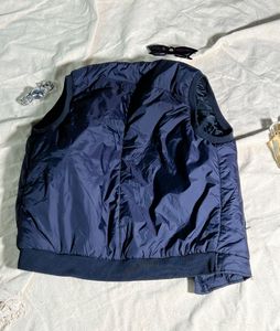 Stylish Navy Blue Sleeveless Vest