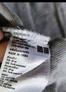 Uniqlo Men Grey printed cotton Polo T-Shirt