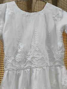 White Embroidered kurta