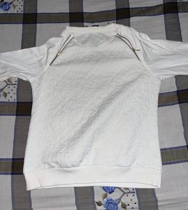 White Sweatshirt