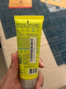 Sealed Packed Moxie Weightless LeaveIn Conditioner