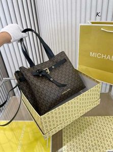 All Branded High Quality Bags On Sale