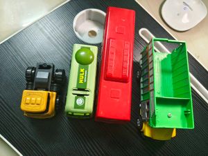 Pack Of 4 Toys