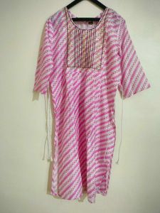 Pink & White Kurta Set🌸