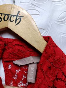 H&amp;M Floral  Mock Neck Top