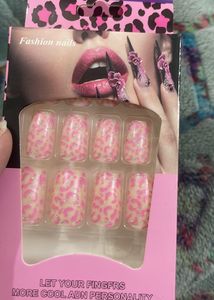 Pink Leopard Print Press-On Nails