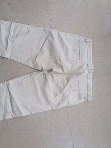Men&#39;s Cream Chinos