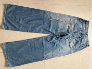 Wide Leg BERSHKA JEANS FOR BOTH women And Men