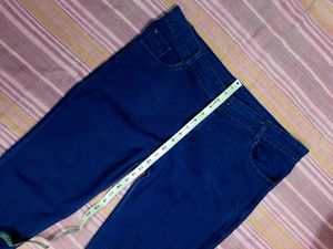 NEW Like TRENDS BRAND Stretchable Jeans 40Size