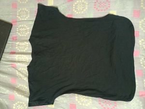 Black Regular Tshirt 🖤