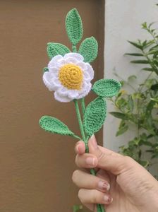 Crochet Daisy With Leaf Stick