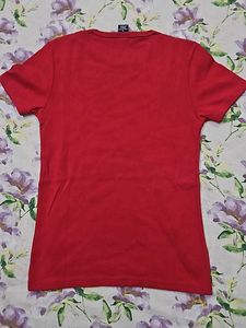 Gap Tshirt