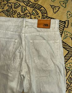 Zara Straight Fit Jeans ❤️