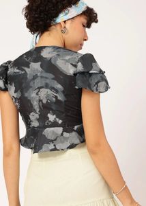 black crop top
