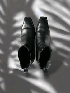 Black Leather Chelsea Boots