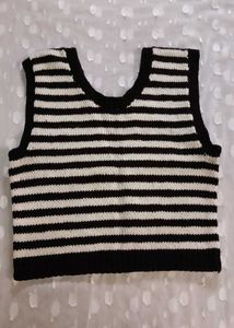 Aesthetic Black And White Top.