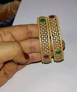 Gold-tone Bangle Set