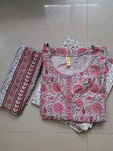 Floral Print Kurti Suit Set