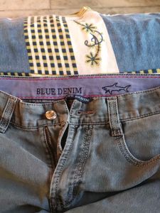 Stylish Grey Jeans