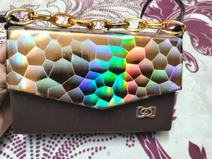 Stylish And Luxurious Purse