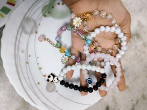 Pinteresty🌷||Aesthetic Bracelet - Just 1