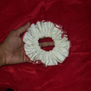 Ruffled Scrunchie ❤️