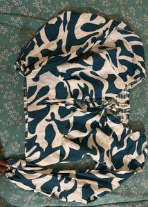 Zara Abstract Print Crop Top