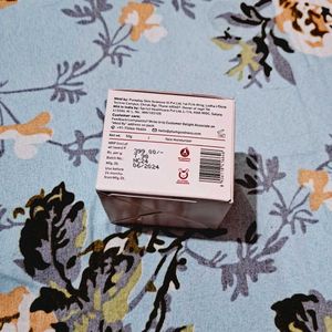 PlumSaffron &amp; Kumkumadi Oil Glow Bright Moisturize