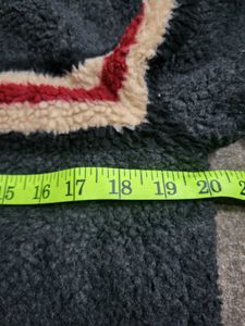 Women&#39;s Button-Up Fleece Jacket