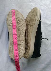 Black Shoes
