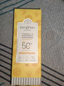 Dot & Key Super Bright Sunscreen SPF 50