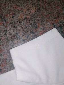 White Crop Top Tshirt