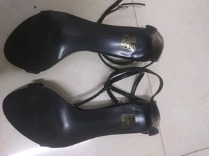 Original Charles &amp; Kith Heels