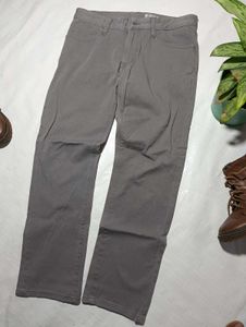 Uniq-lo Pants