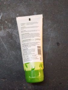 Plum Green Tea Pore Face Wash