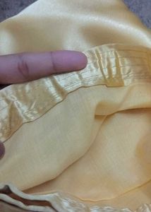 Beautiful Saree With Stitched Blouse💛