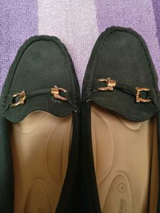 Viviano Loafers - Classic Style