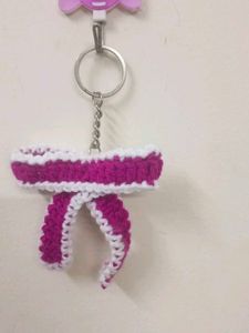 Chic Crocheted Bow Keychain