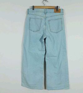 H&amp;M Flared Jeans Women&#39;s 💙🛍️