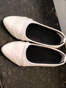 Elegant Cream Ballet Flats