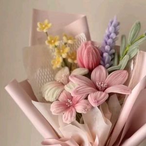 PIPE CLEANER FLOWERS